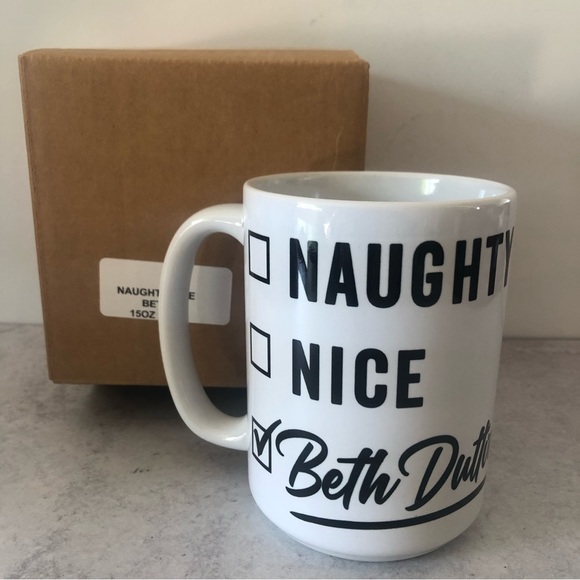 Yellowstone Naughty Nice Beth Dutton 15oz Mug, NEW IN BOX - Picture 2 of 5